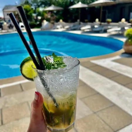 Casa Domingo * Синеморец