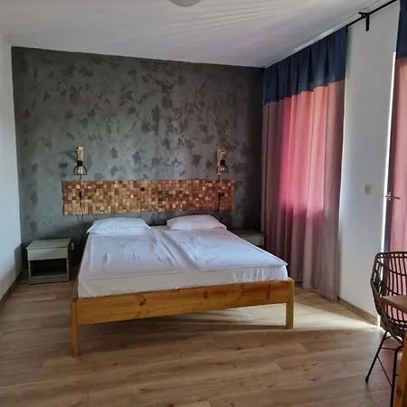 Отель Casa Domingo *